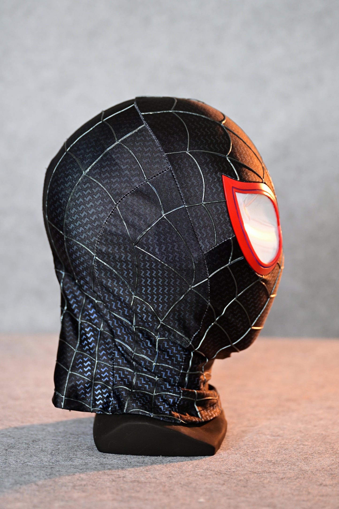 Red Lens Black Spider Mask Cosplay Costume Wearable Movie Prop Replica
